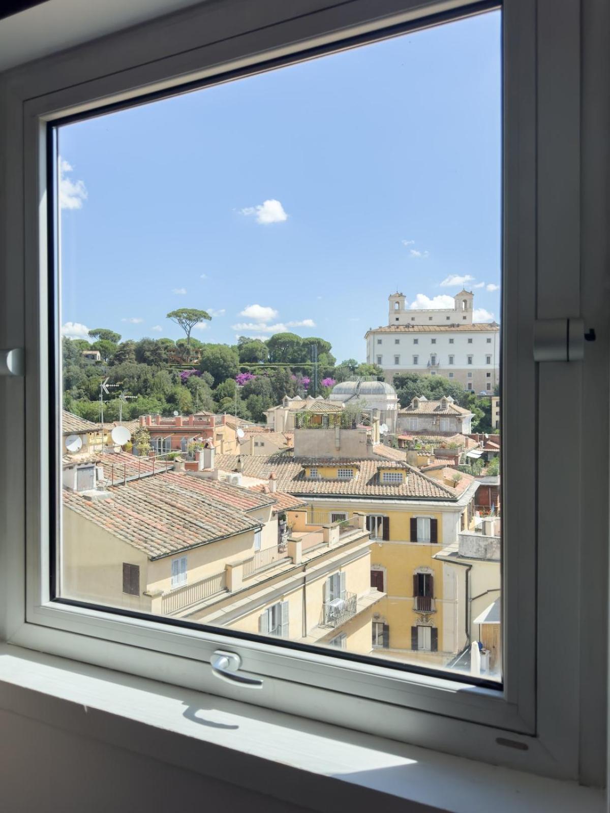 Appartamento Chasing The Stars Spanish Steps Boutique *